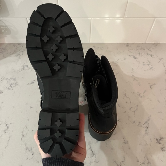 Blondo Daisy Waterproof Boots - Picture 6 of 7